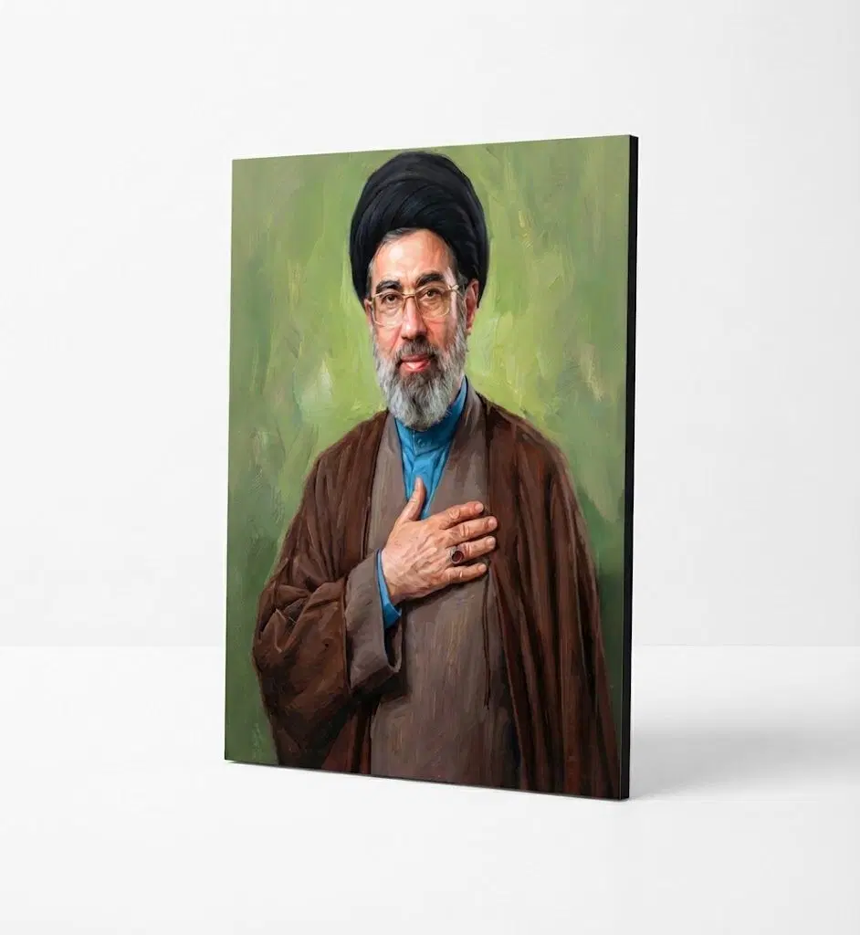 قاب شاسی رهبری آیت الله امنه ای|تابلو، نقاشی، عکس|شیراز, کیان شهر|دیوار
