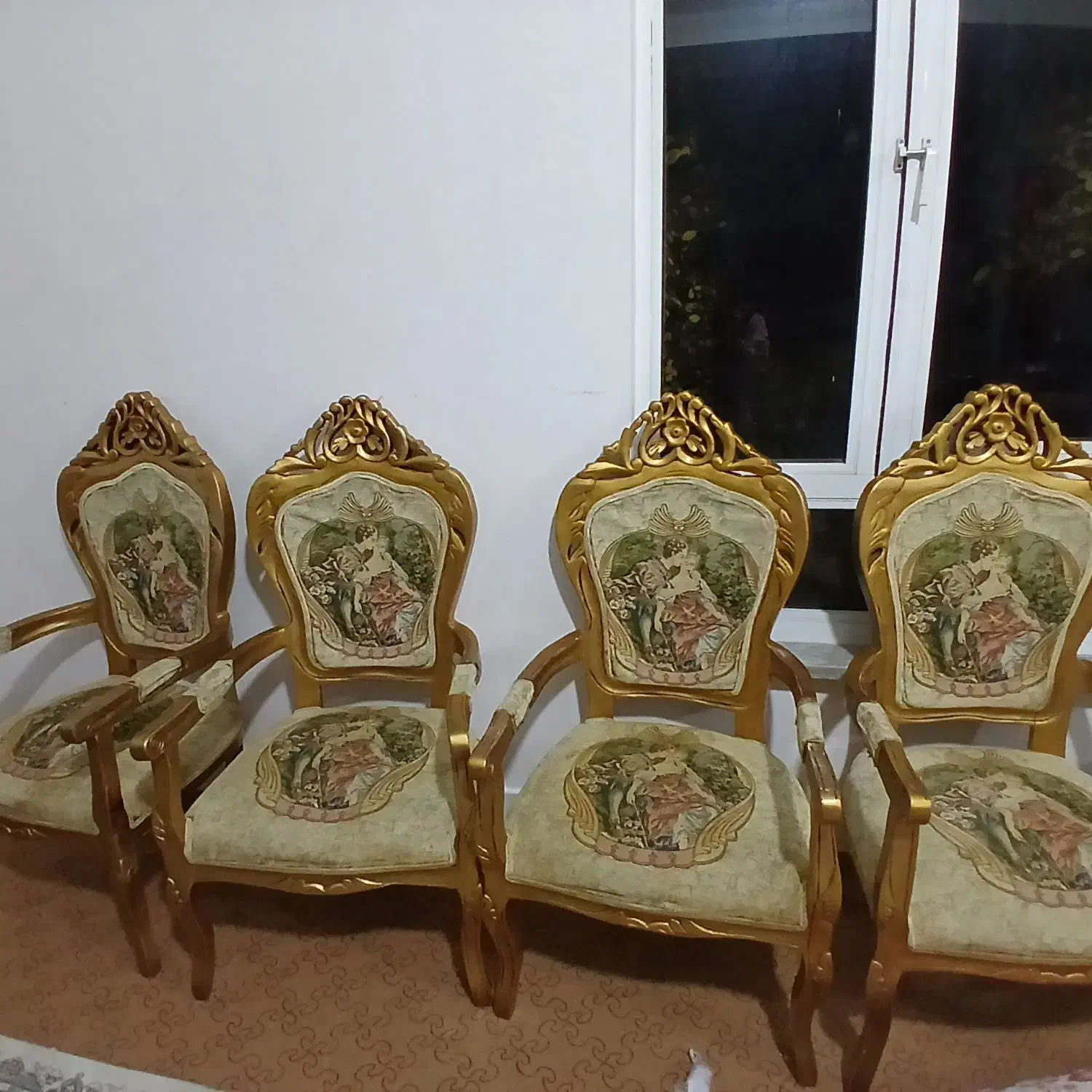 مبل سلطنتی|مبلمان خانگی و میز عسلی|باسمنج, |دیوار