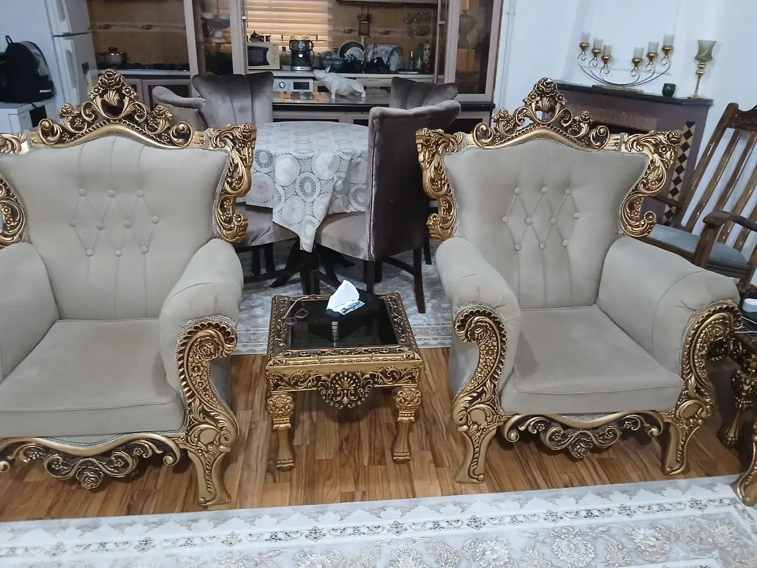 فروش مبل ۷ نفره سلطنتی|مبلمان خانگی و میز عسلی|رشت, حسین آباد|دیوار