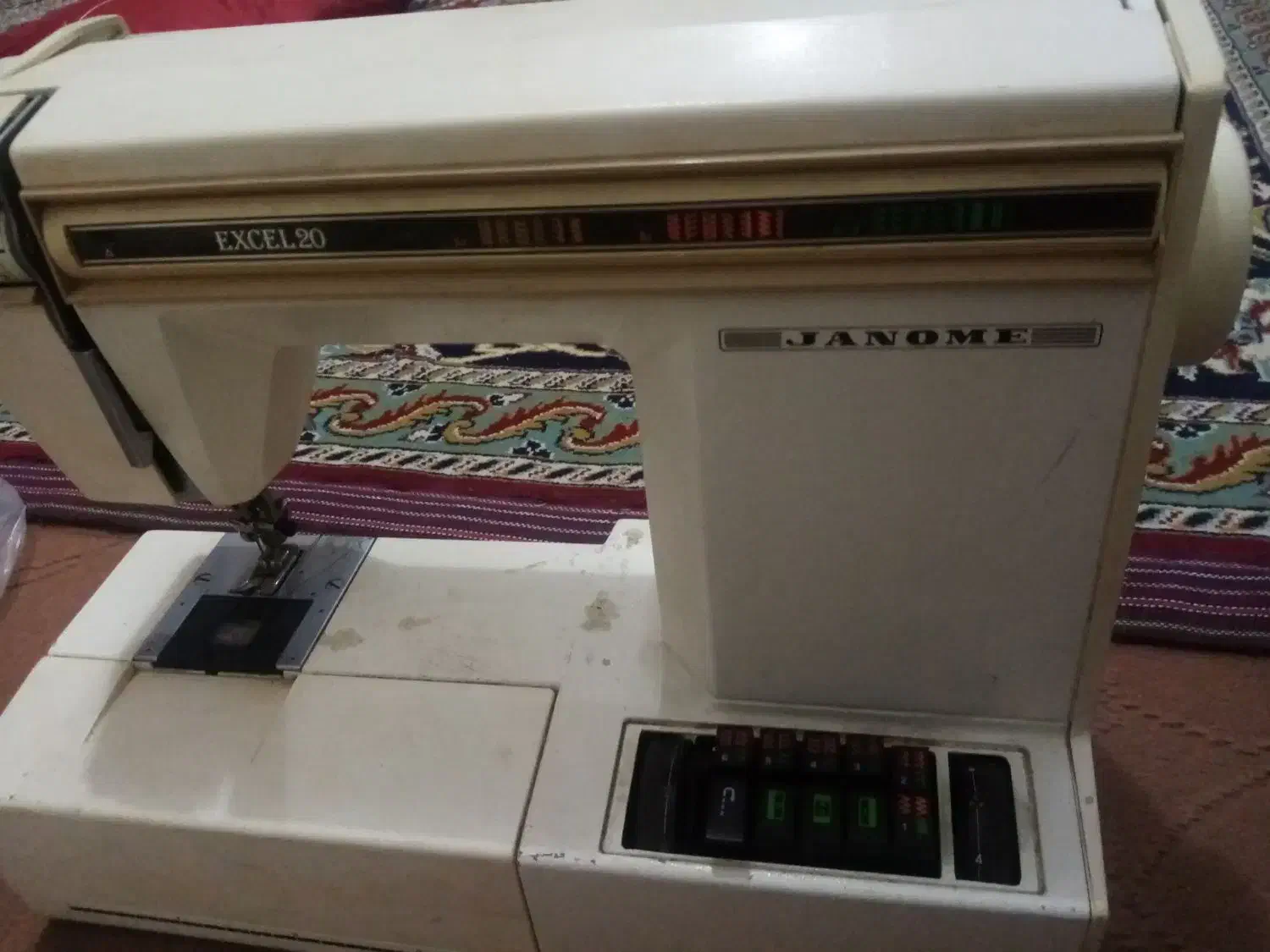 س ر د و ز|چرخ خیاطی و ریسندگی|تایباد, |دیوار