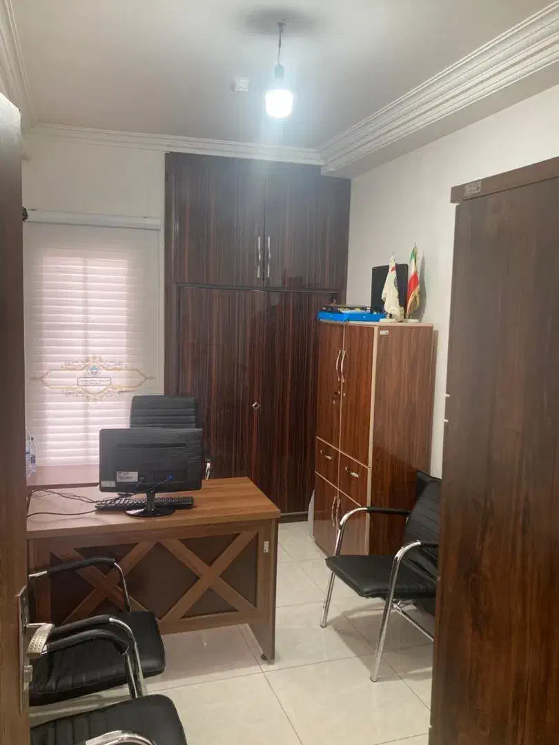 فروش واحد تجاری اداری در چله خانه/موقعیت عالی|فروش دفتر کار، اتاق اداری، مطب|رشت, چله خانه|دیوار