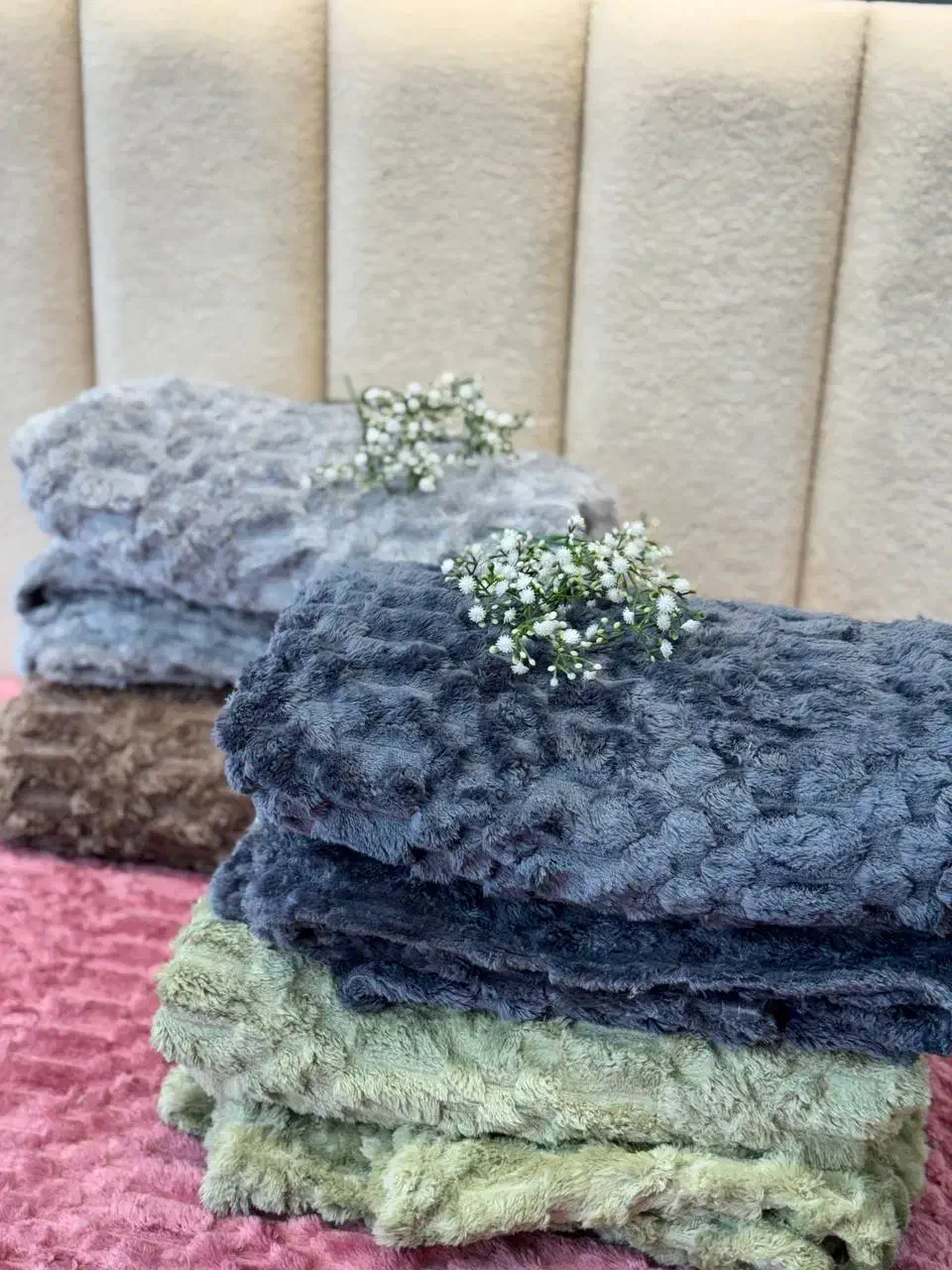 پتونیوفیس|رختخواب، بالش، پتو|تربت جام, المهدی|دیوار