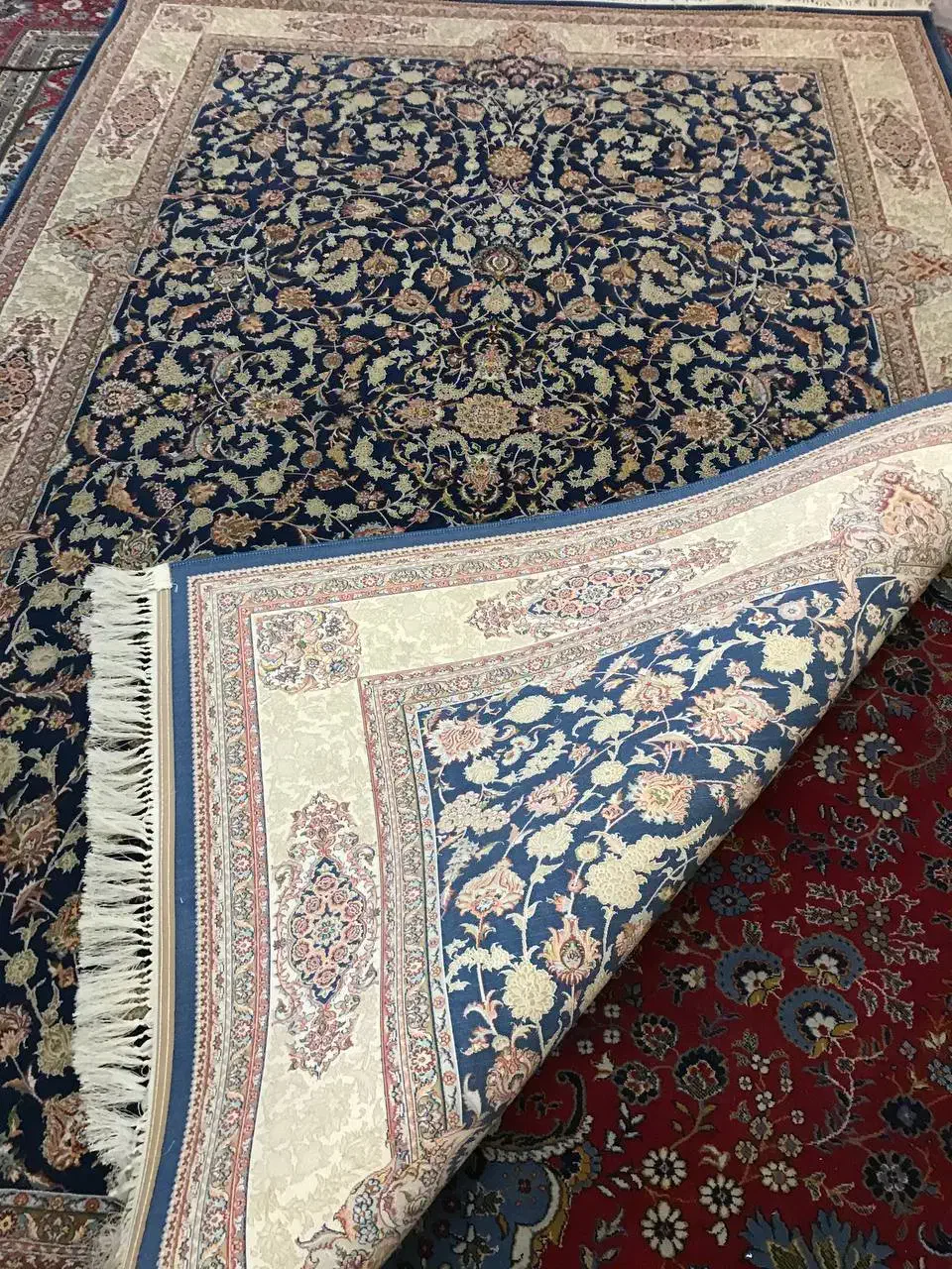 یک تکه فرش 6 متری و یک تکه فرش 4 متری|فرش|تهران, شهرآرا|دیوار