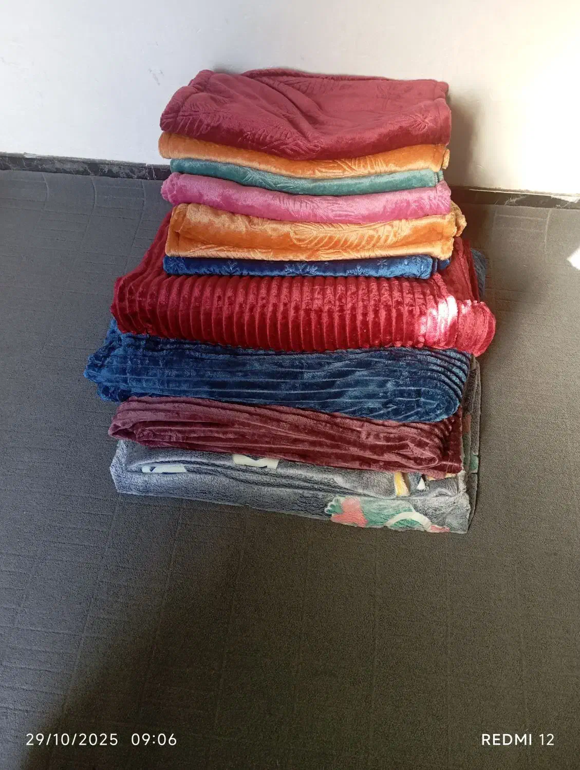 پتو و روبالشت نرم ولطیف پتو پلیسه دونفره|رختخواب، بالش، پتو|بهبهان, |دیوار