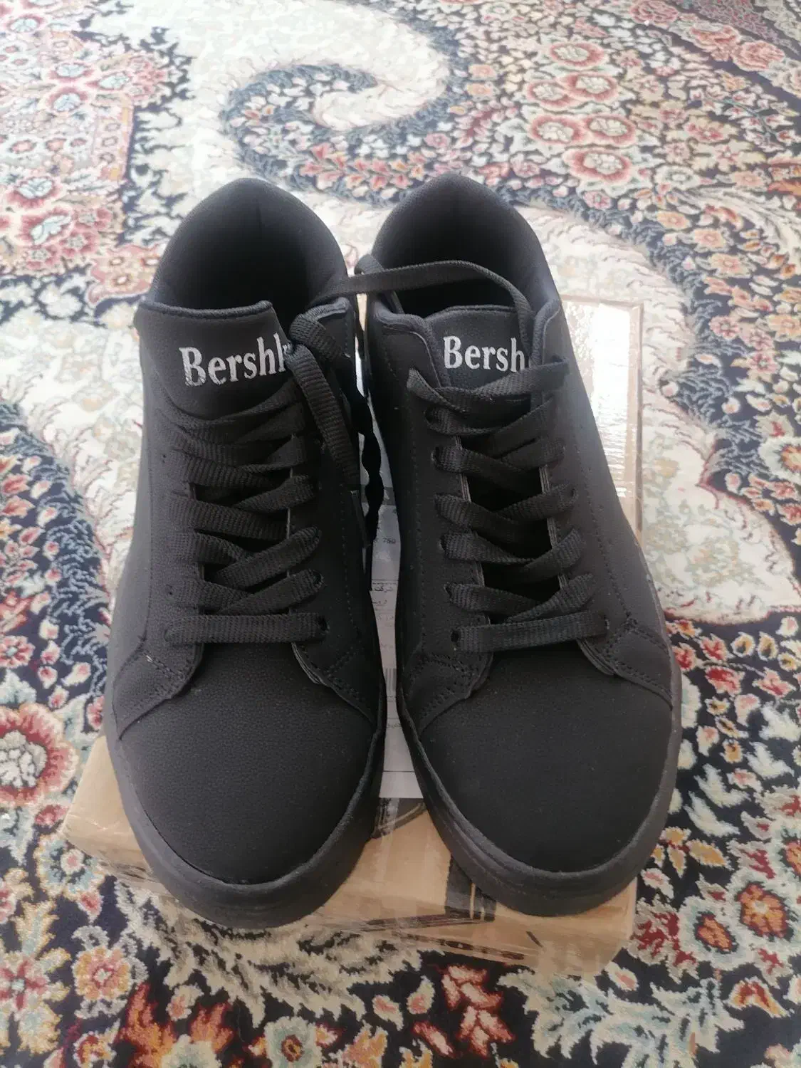 کفش|کیف، کفش، کمربند|یزد, |دیوار