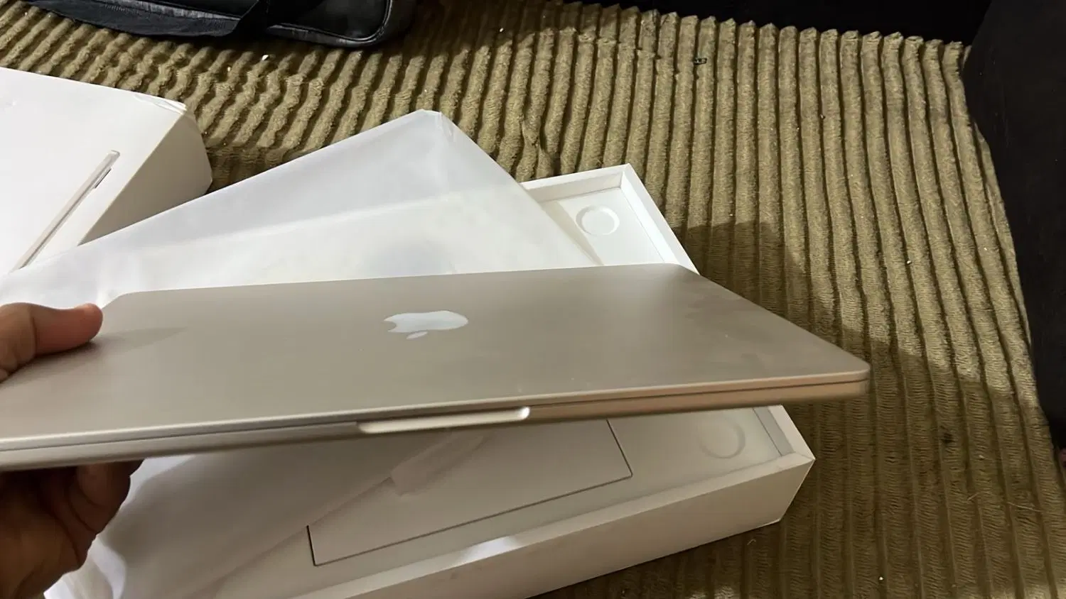 mac air m2|رایانه همراه|تهران, فلسطین (میدان انقلاب)|دیوار
