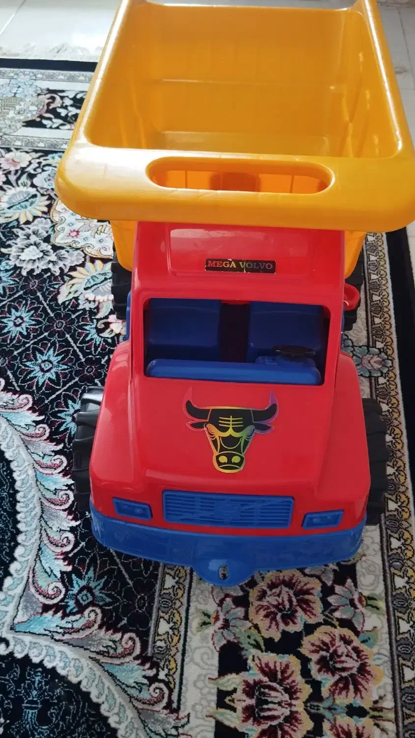 کامیون کاملا نو|اسباببازی|گرمسار, |دیوار