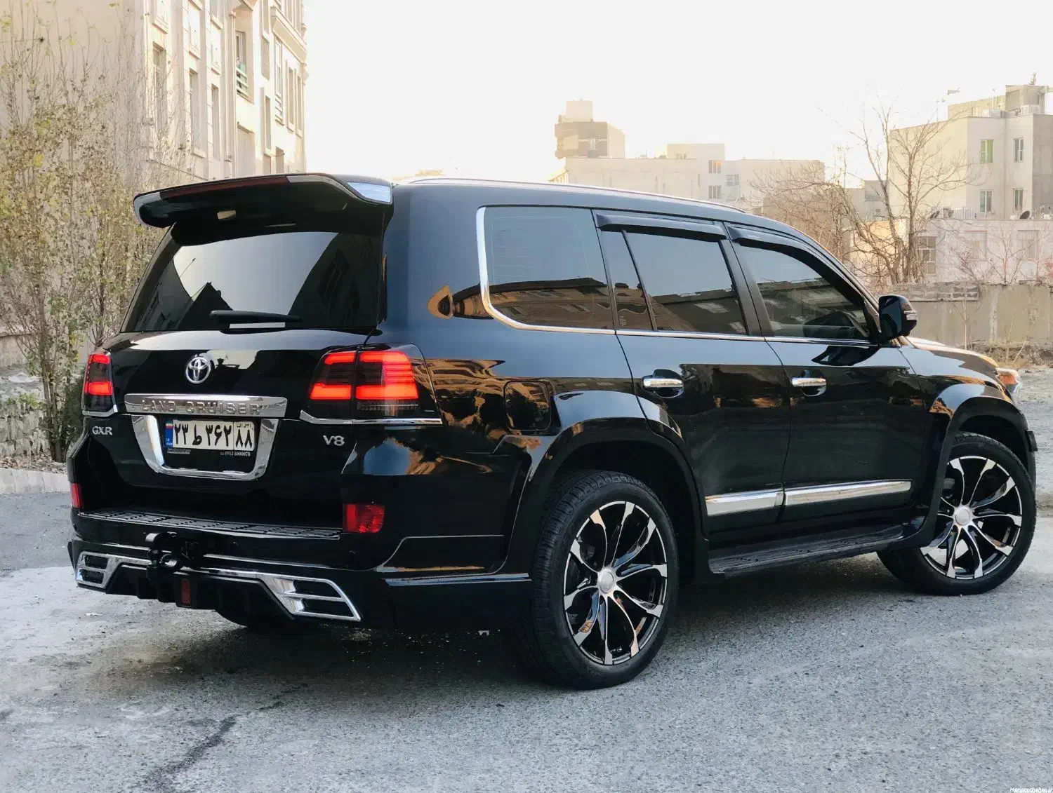 خدمات شیشه دودی ماشین با 11 سال سابقه|خدمات موتور و ماشین|سیرجان, |دیوار