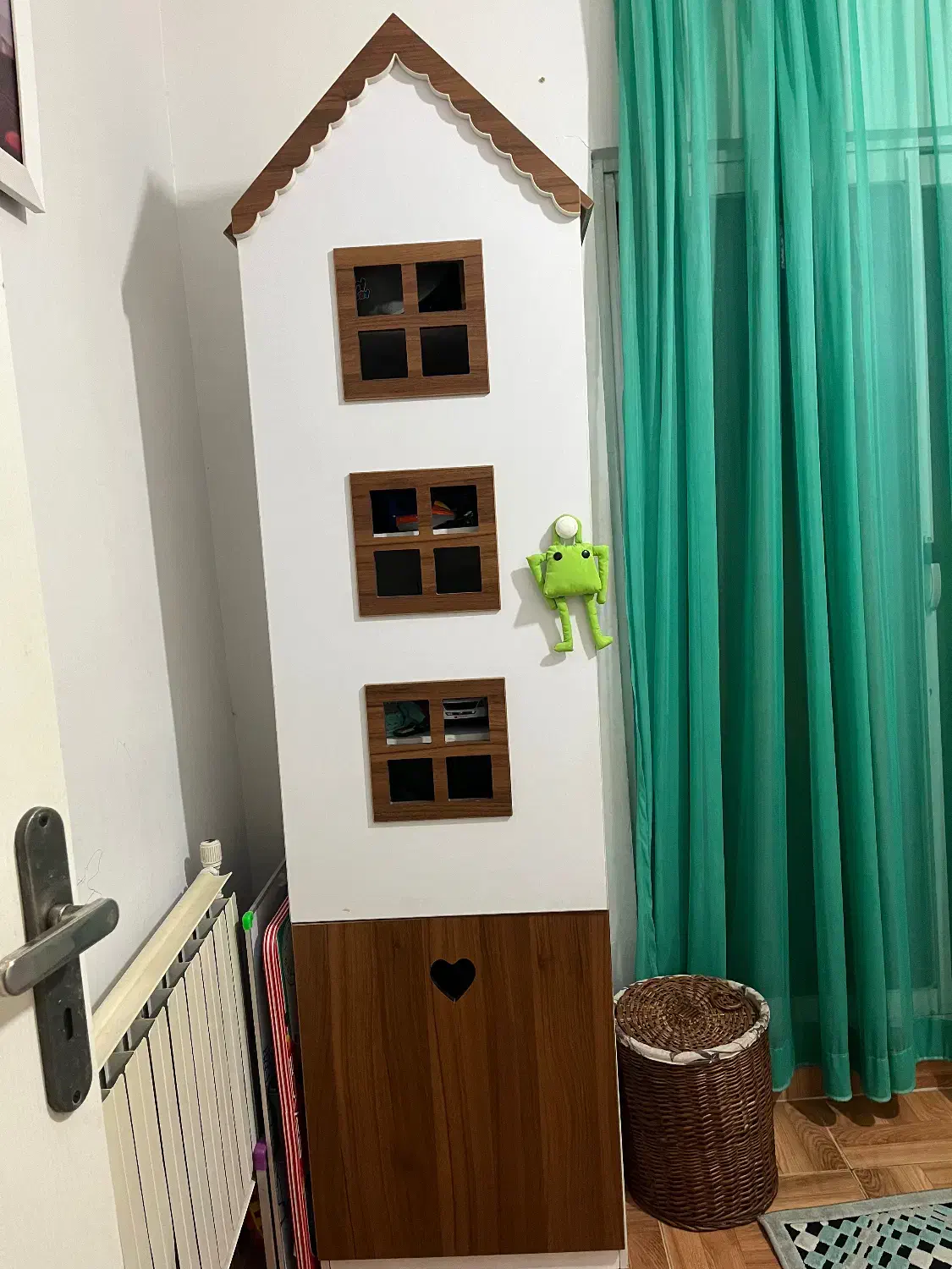 تخت و کمد نوجوان|تخت و سرویس خواب|قائمشهر, |دیوار