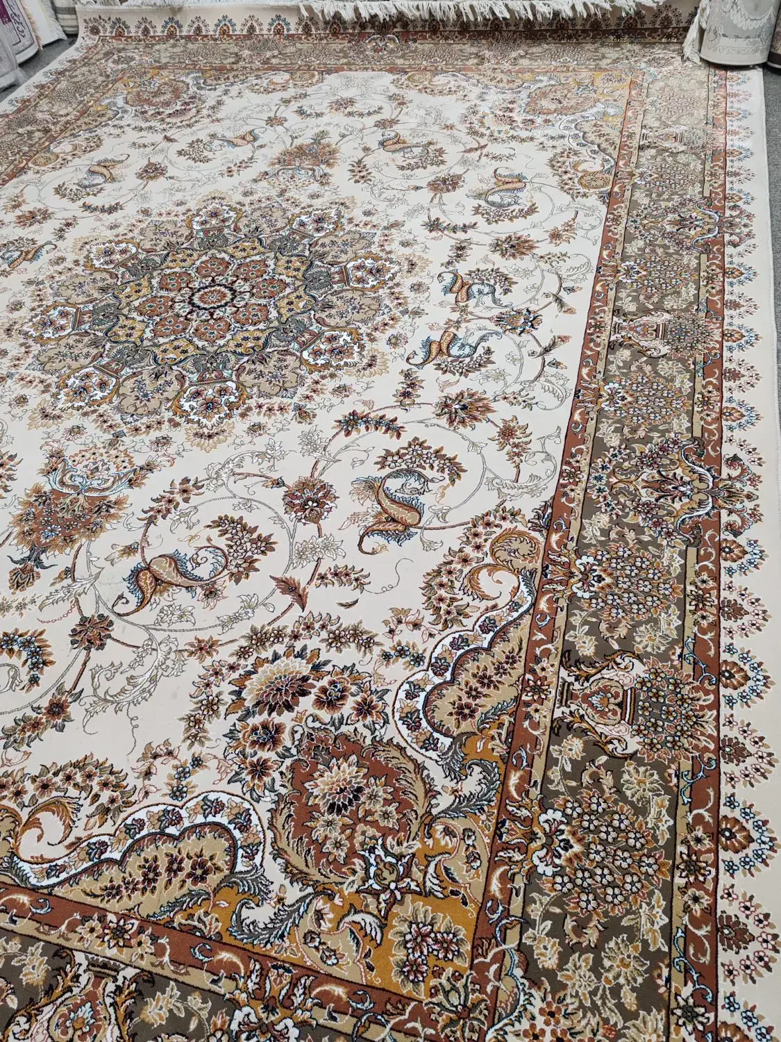 2تخته فرش 12متری 700شانه شاهکار  مشهد|فرش|قم, نیروگاه|دیوار