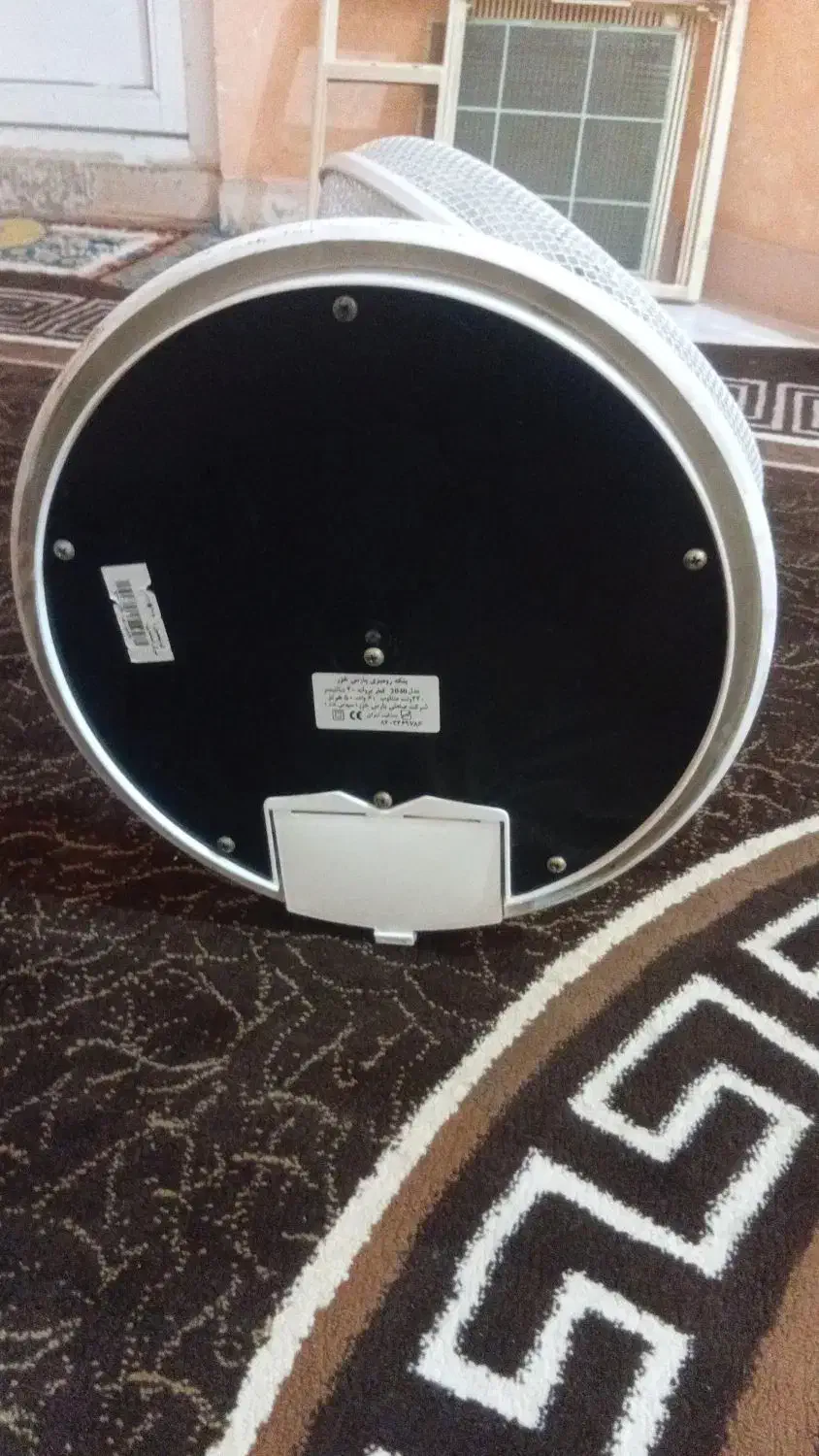 پنکه خراب|پنکه و تصفیه‌کنندهٔ هوا|بندرعباس, |دیوار