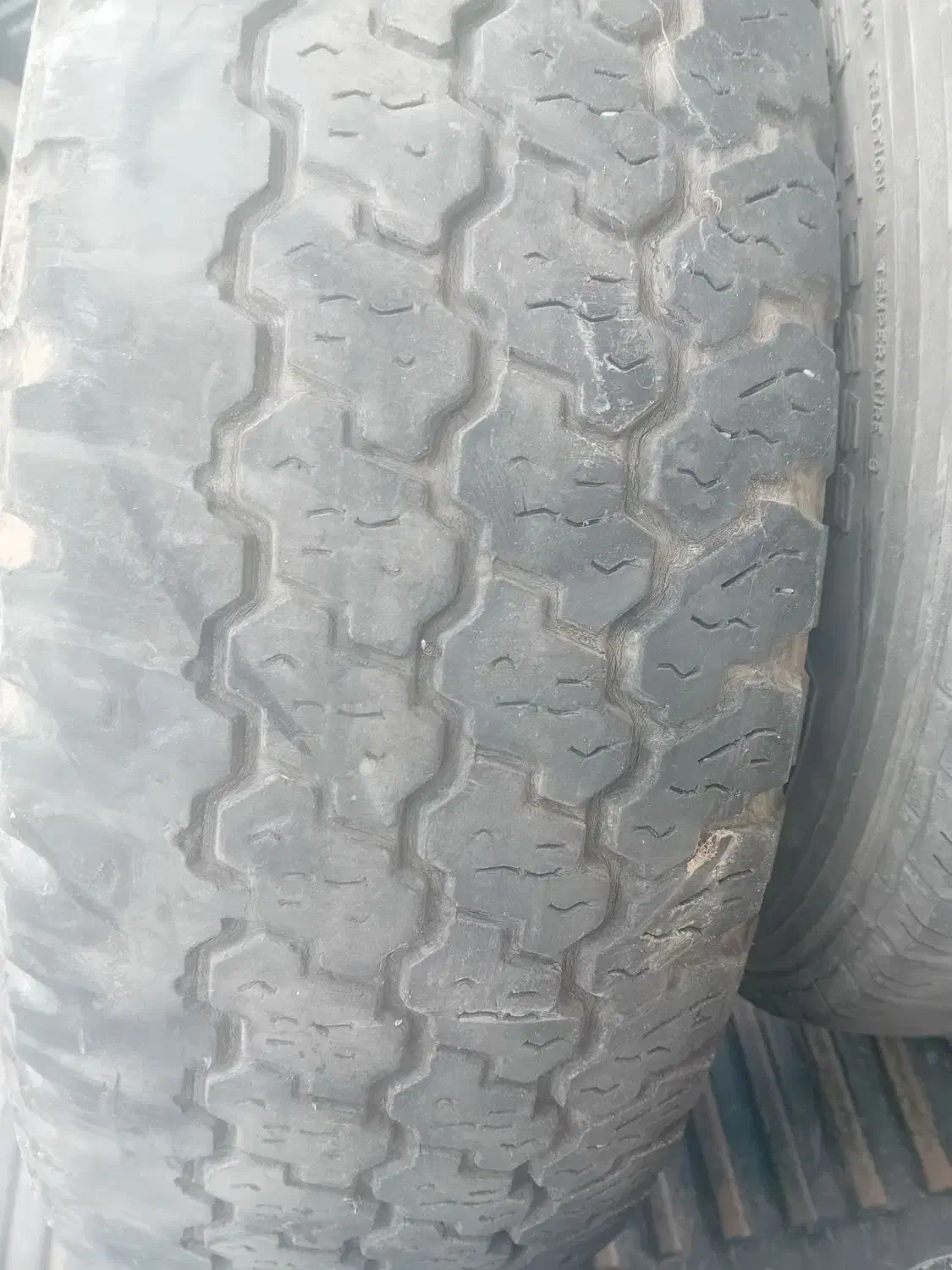 لاستیک پیکاپ سایز 15 75 215|عمده‌فروشی|خان ببین, |دیوار