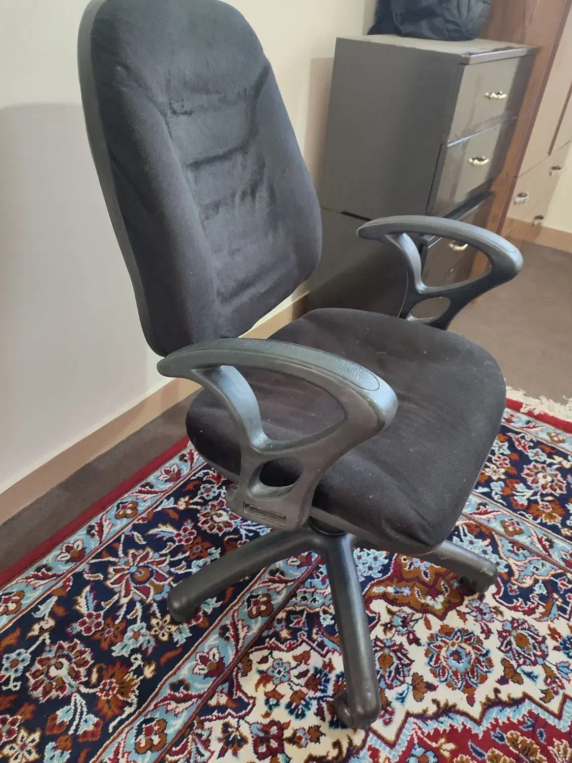 صندلی چرخ دار|صندلی و نیمکت|زنجان, |دیوار