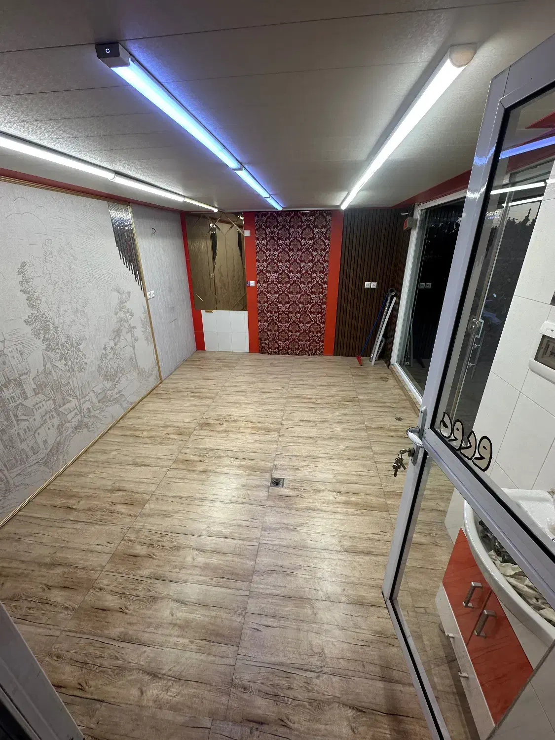 یک باب مغازه دو نبش|اجارهٔ مغازه و غرفه|زنجان, |دیوار