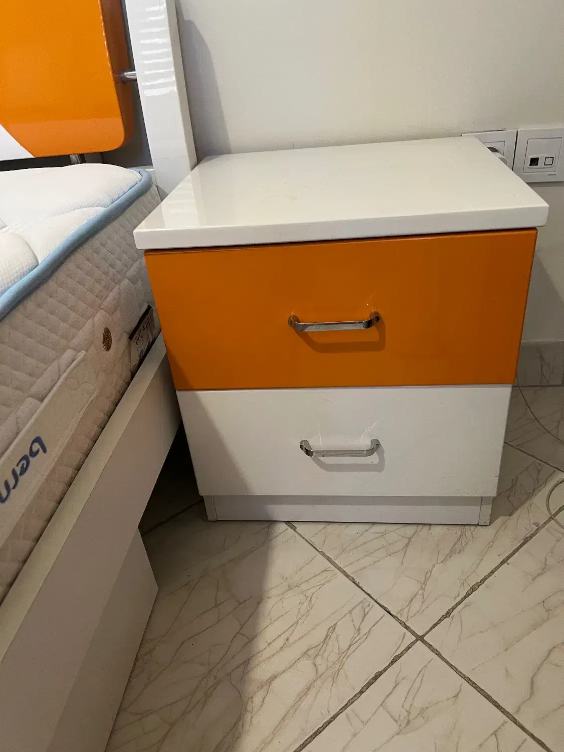 تخت خواب 120*200|تخت و سرویس خواب|تهران, سازمان برنامه جنوبی|دیوار