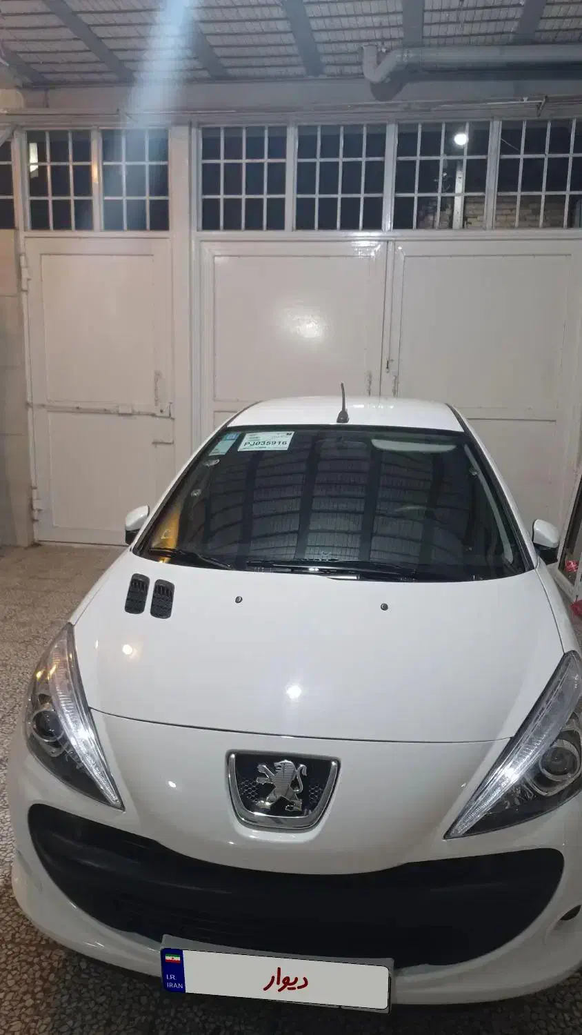 پژو ۲۰۷ مدل ۴۰۲|خودرو سواری و وانت|خرمآباد, |دیوار