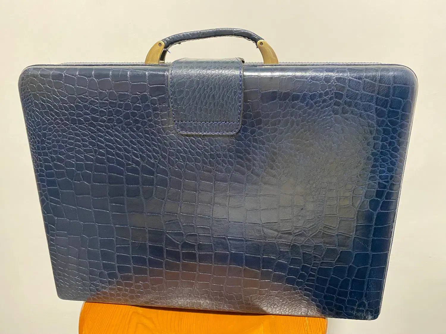 کیف سامسونت تمام چرم طبیعی برند بوفالو|کیف، کفش، کمربند|رشت, کوی یخ|دیوار