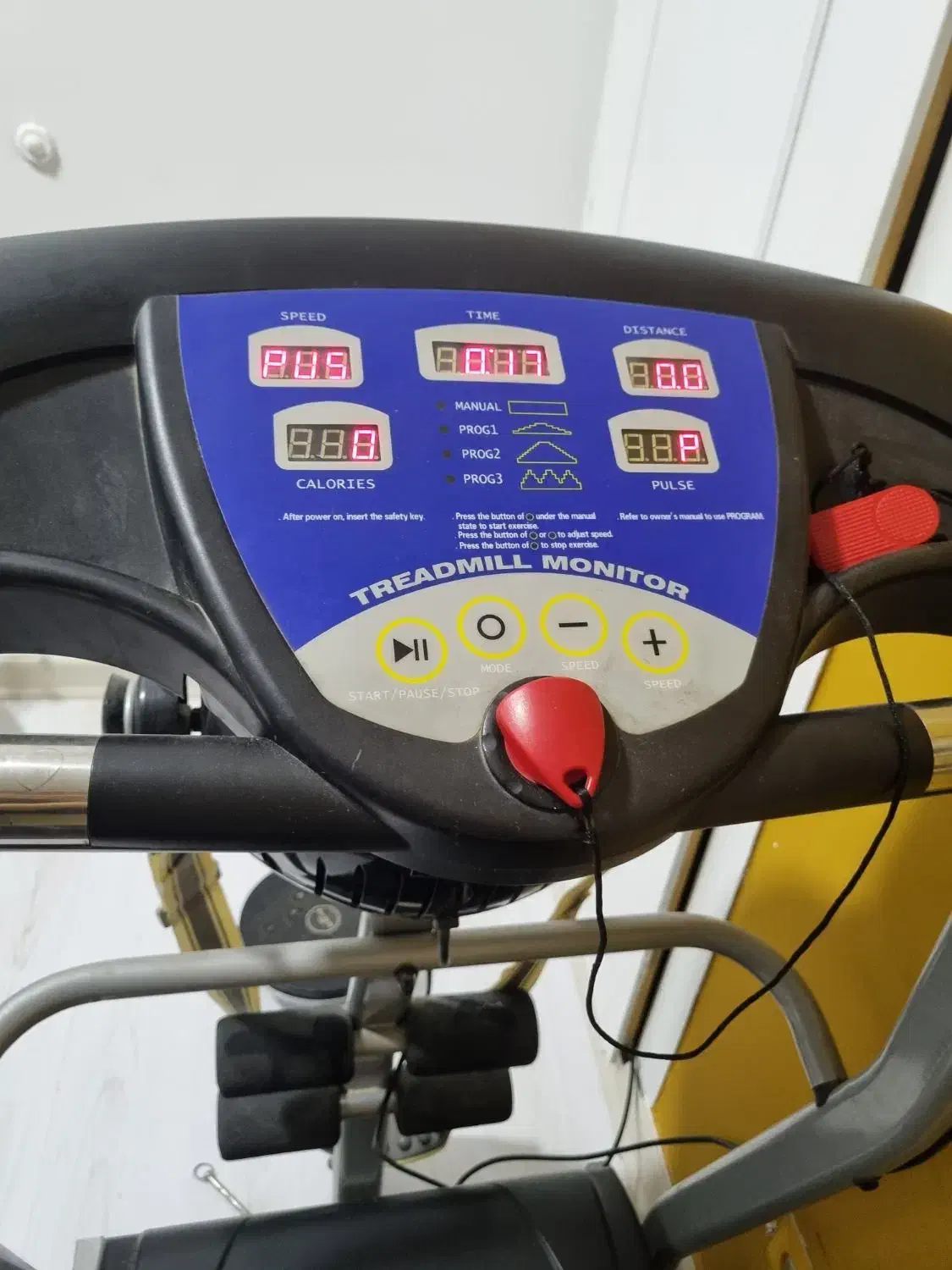 تردمیل چهار کاره سالم|تجهیزات ورزشی|بهبهان, |دیوار