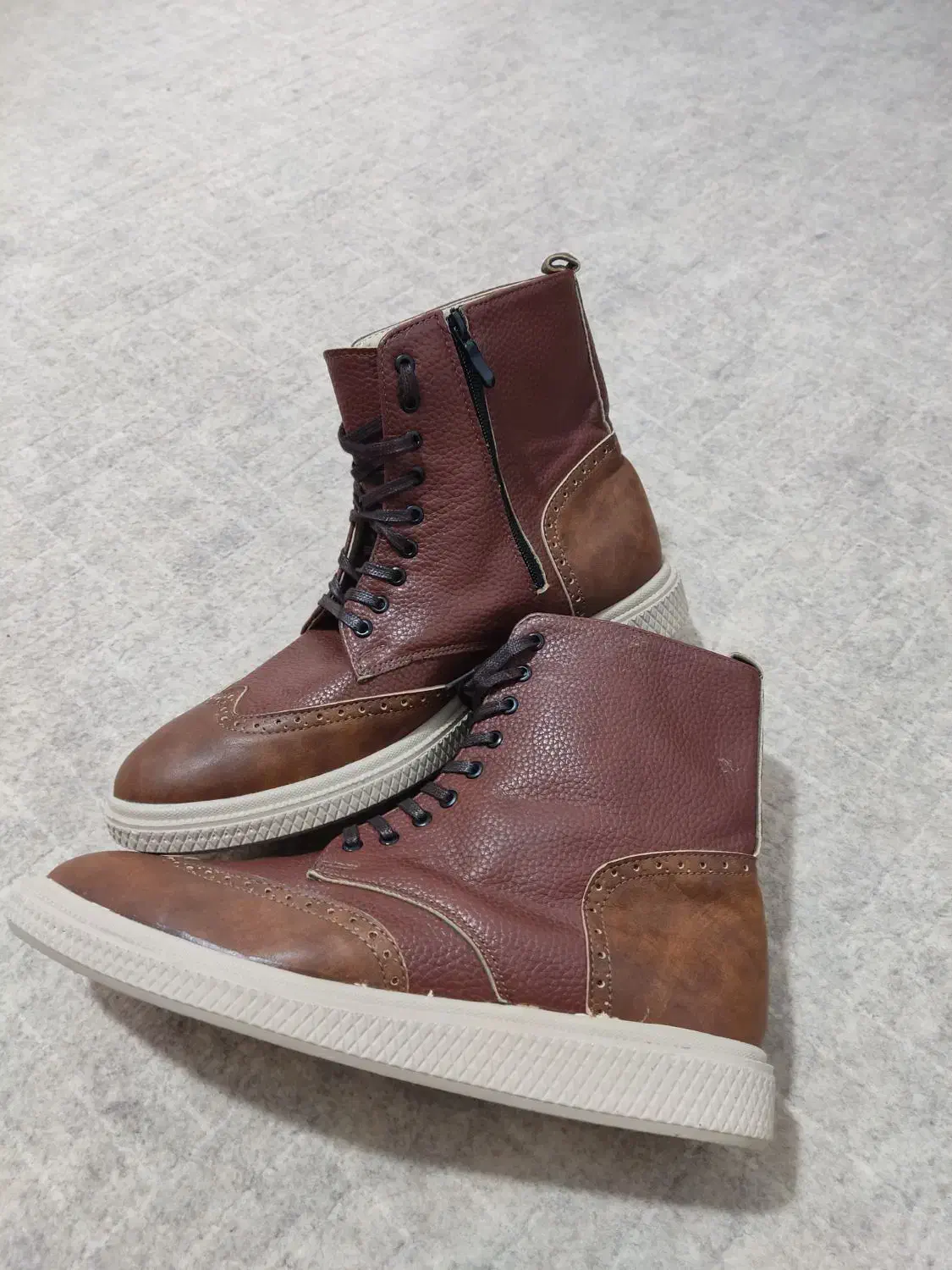 کفش چرم بوت خارجی|کیف، کفش، کمربند|ایلام, |دیوار