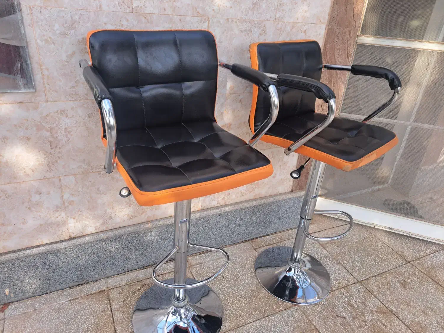 دو  عدد صندلی چک دار اشپز خانه|میز و صندلی غذاخوری|جوین, |دیوار