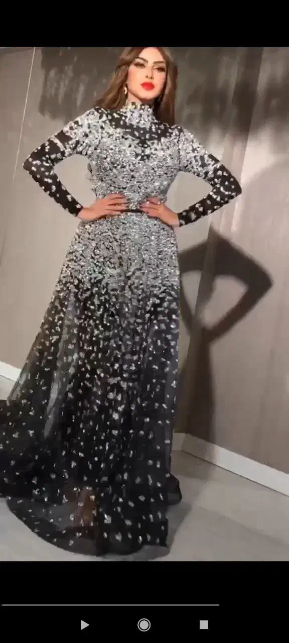 لباس مجلسی|لباس|پرند, فاز ۱|دیوار