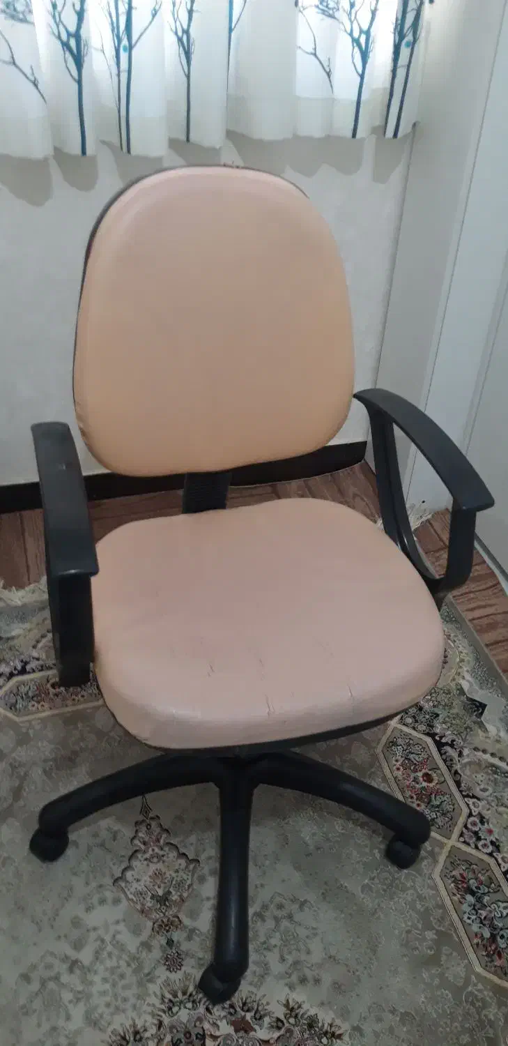 صندلی کامپیوتر کاملا سالم|صندلی و نیمکت|کرج, کوی فرهنگ|دیوار