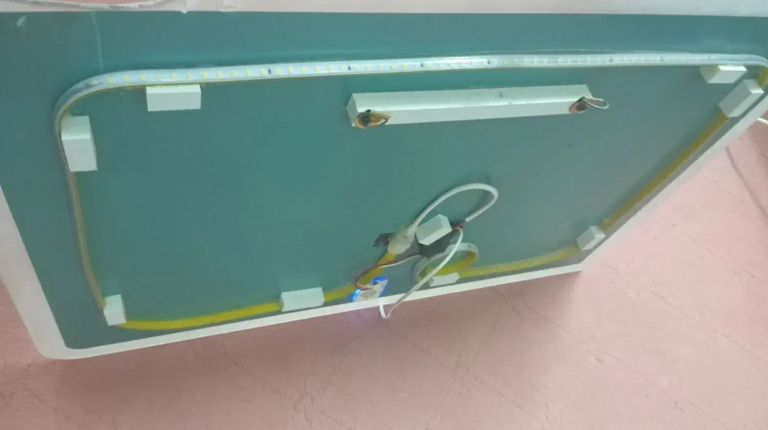 آیینه چراغ دار|لوازم سرویس بهداشتی|خمینی‌شهر, |دیوار