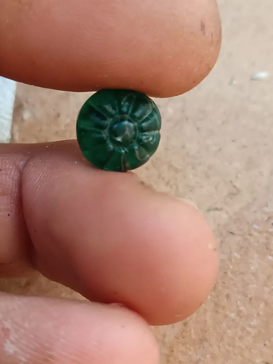 جواهرات . زمرد|جواهرات|اصفهان, شاهد|دیوار