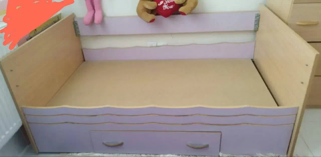 تخت نوجوان|تخت و سرویس خواب|بیرجند, |دیوار