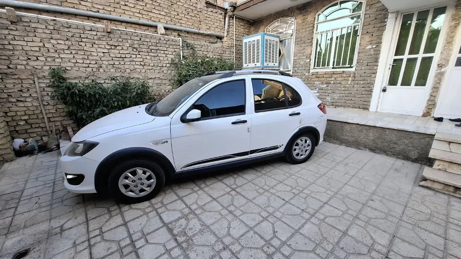 کویکR|خودرو سواری و وانت|هشتگرد, هشتگرد قدیم|دیوار