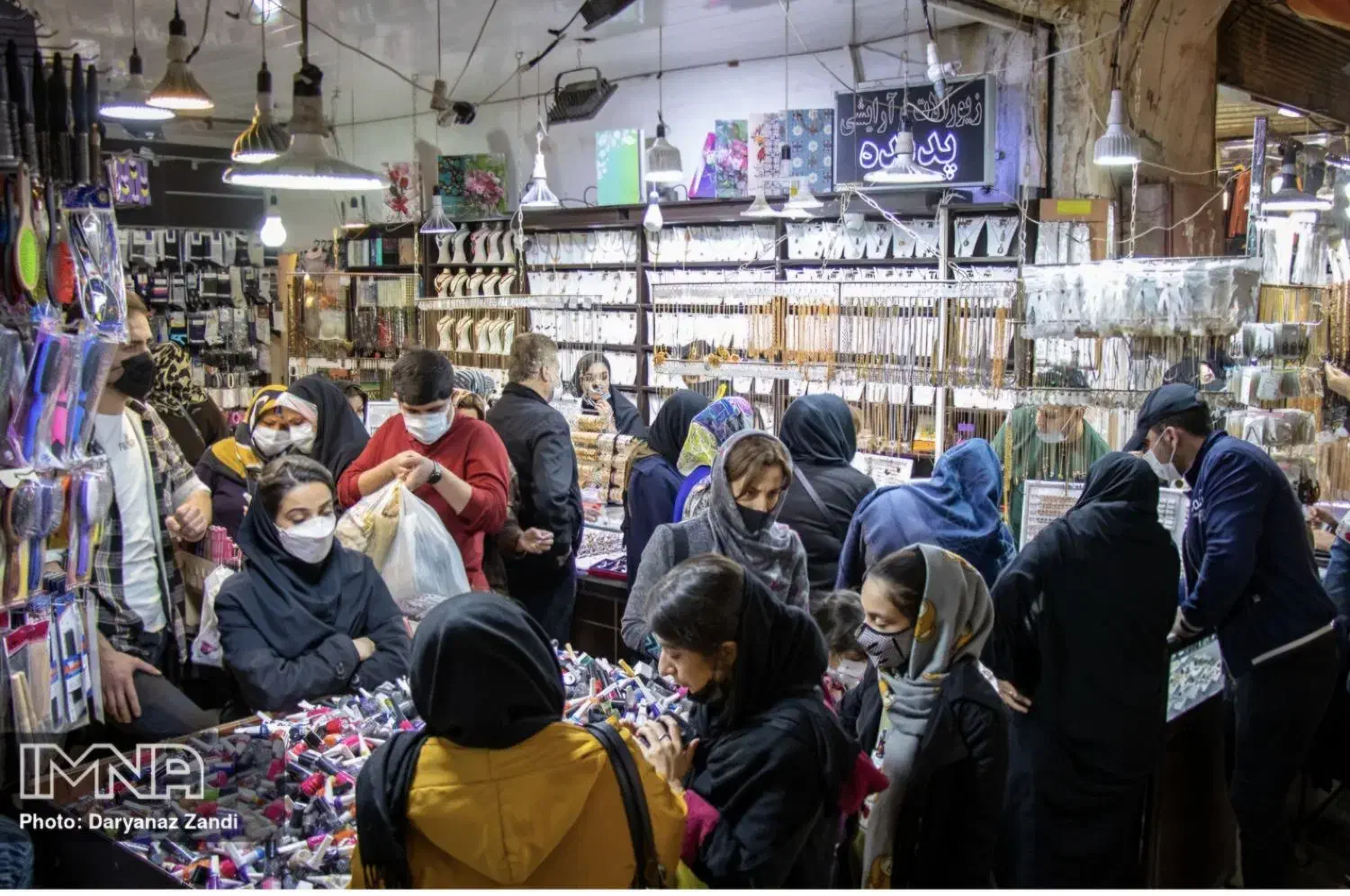 اجاره مغازه 150 متری اصلی خیابان ابوذر|اجارهٔ مغازه و غرفه|نهاوند, |دیوار