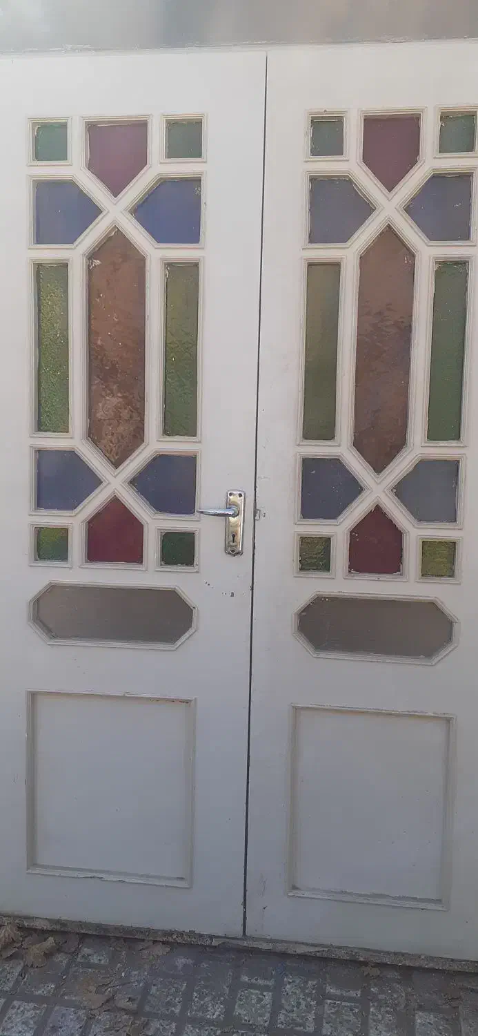 در ورودی شیراز..کاملا تمیز و میزتلویزیون دیواری|مصالح و تجهیزات ساختمان|نیشابور, بلوار گلها|دیوار