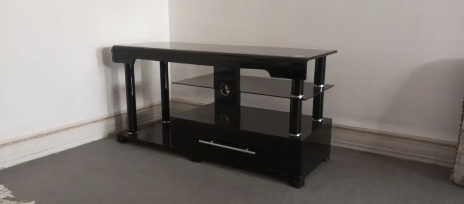 زیر تلویزیونی شیشه‌ای شیک|میز تلویزیون|اندیمشک, |دیوار