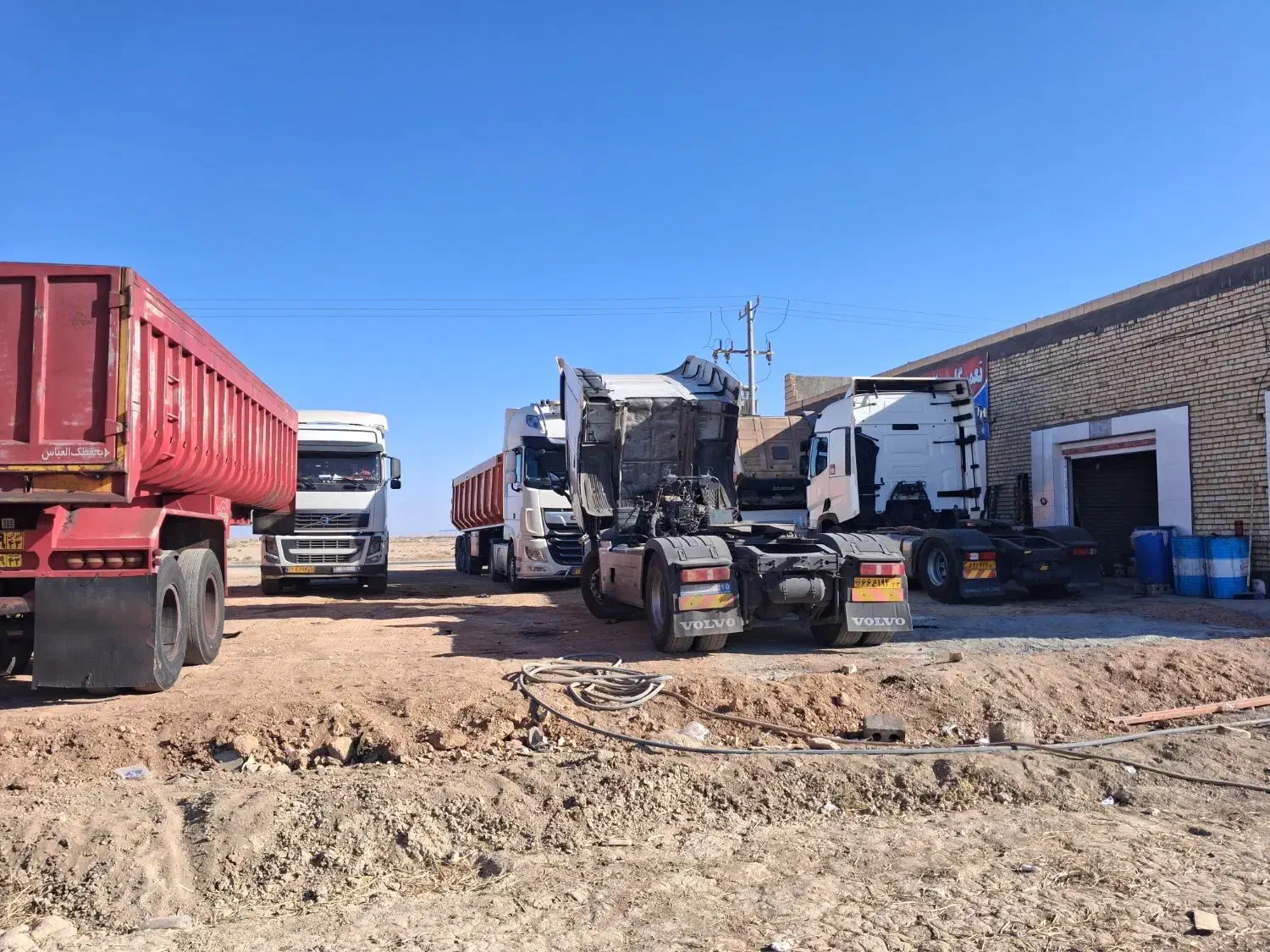 نیازمند یک نفر ماهر تعویض روغنی ماشین سبک وسنگین|استخدام صنعتی، فنی، مهندسی|رودشت (اصفهان), |دیوار