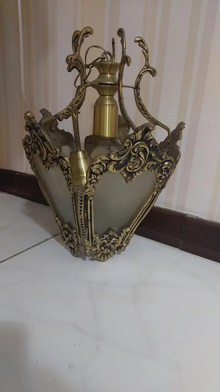 آویز برنزی|لوستر و چراغ آویز|اندیشه, اندیشه فاز ۱|دیوار