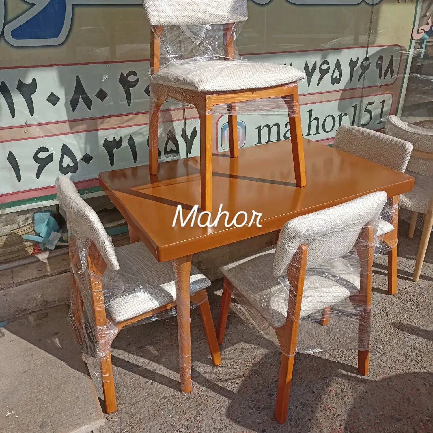 مینی مال صندلی ومیزنهارخوری|میز و صندلی غذاخوری|تهران, صاحب الزمان|دیوار