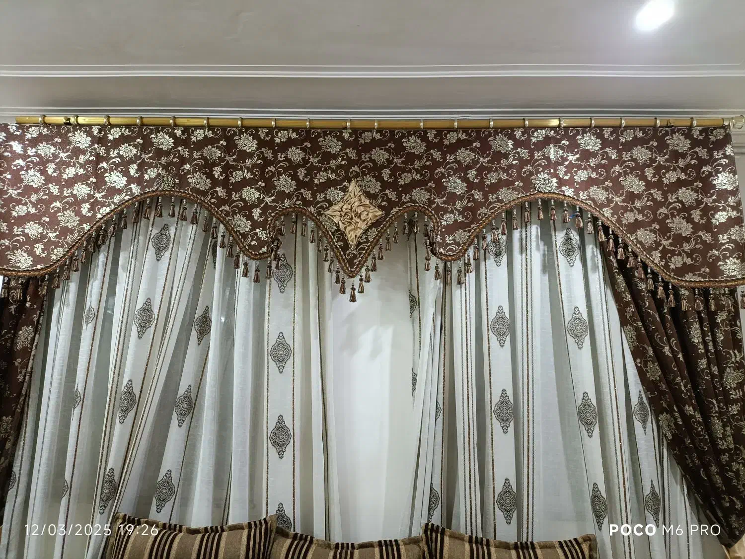 سه عدد پرده اطلسی ،کتیبه به همراه پرده|پرده، رانر، رومیزی|بروجرد, |دیوار