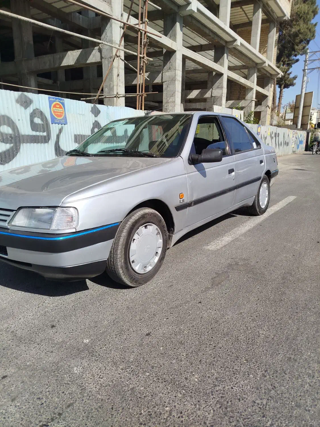 پژو 405 دوگانه سی ان جی|خودرو سواری و وانت|محمدشهر, شهرک چمران|دیوار