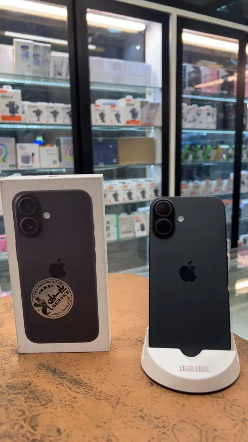 ایفون ۱۶ مشکی|موبایل|تهران, میدان ولیعصر|دیوار