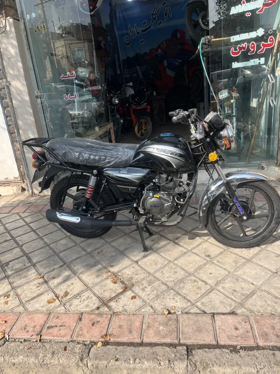 باکسر Bx200  صفر کیلومتر شرایطی|موتورسیکلت|قم, یزدان‌شهر|دیوار