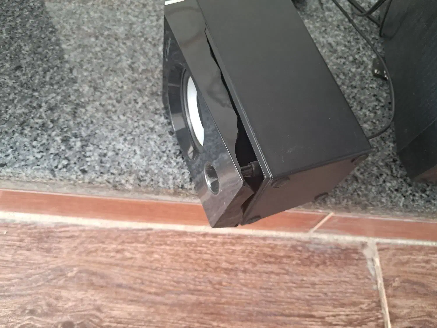 اسپیکر سه تیکه|سیستم صوتی خانگی|زرند, |دیوار