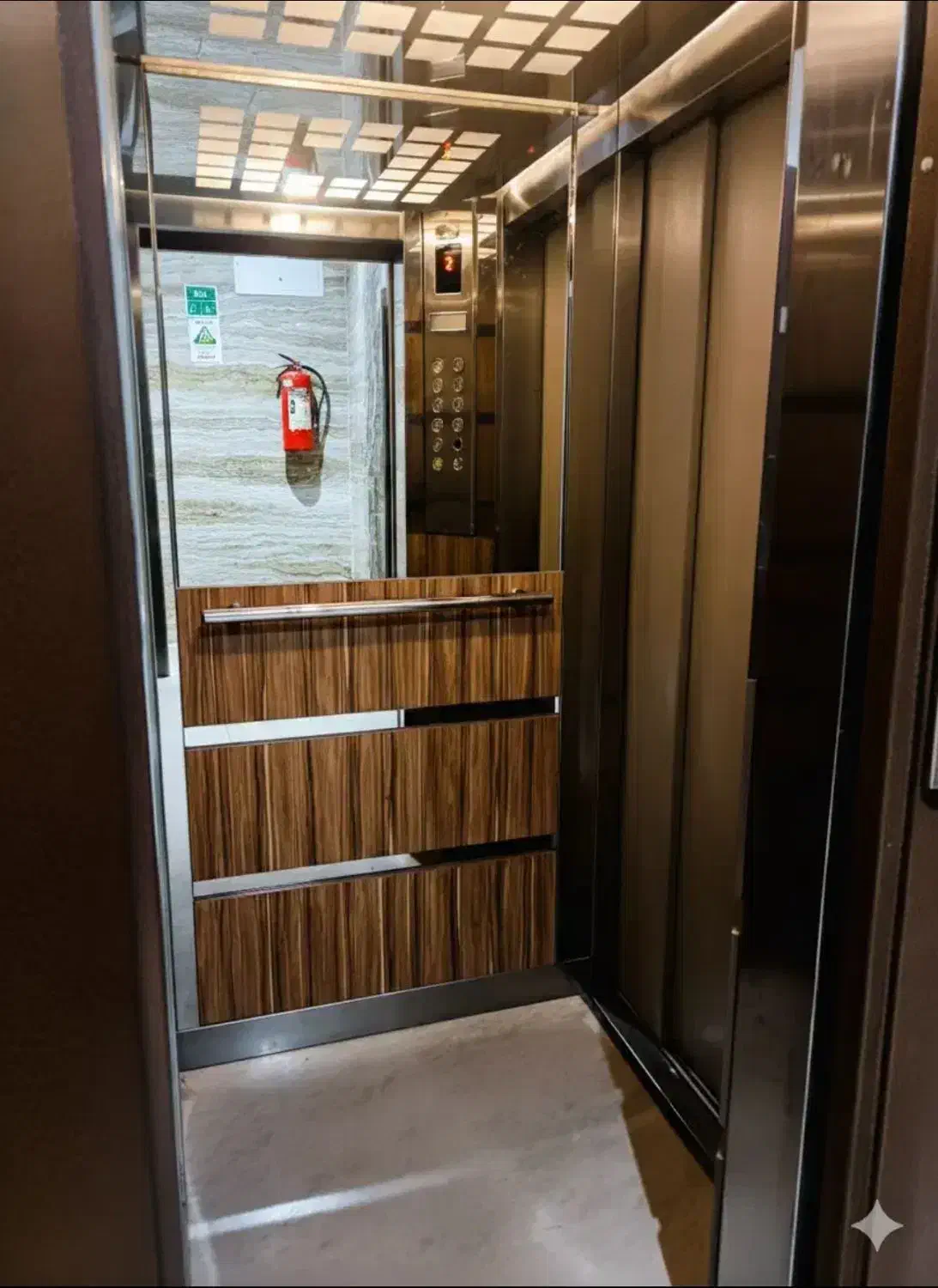 ۷۱مترسبحانی/آسانسوردار/فولبازسازی/خوش نقشه/گذرعریض