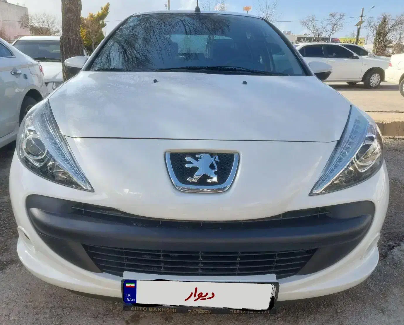 ۲۰۷ سقف فلز ۱۴۰۴|خودرو سواری و وانت|یاسوج, |دیوار