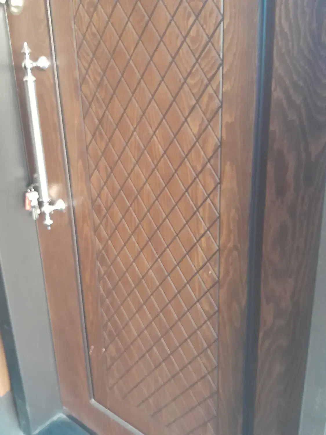 طراحی ساخت ونصب کابینت وکمد ودرب چوبی|خدمات پیشه و مهارت|اصفهان, شفق|دیوار