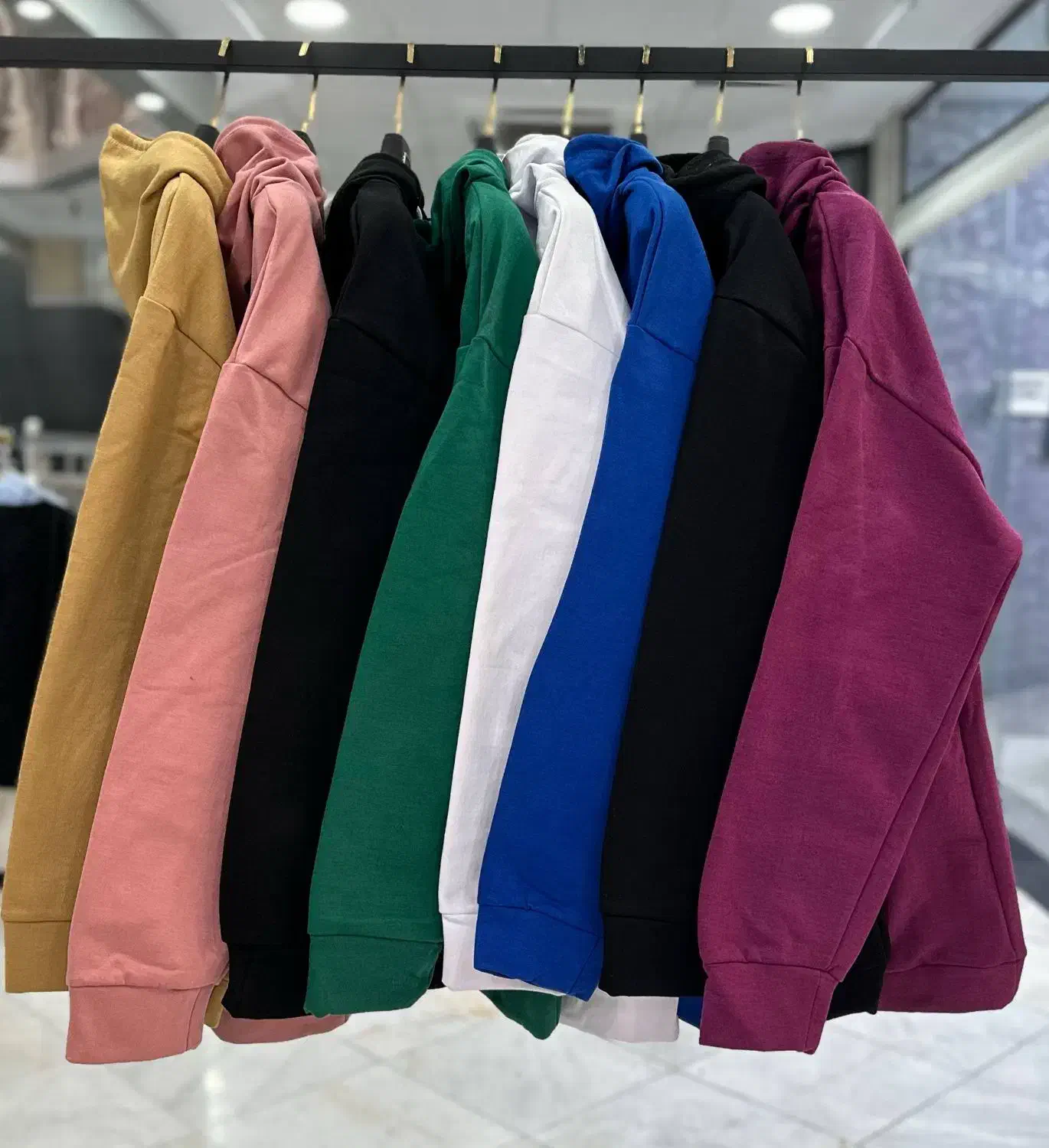 هودی داخل کرک|لباس|دهق, |دیوار