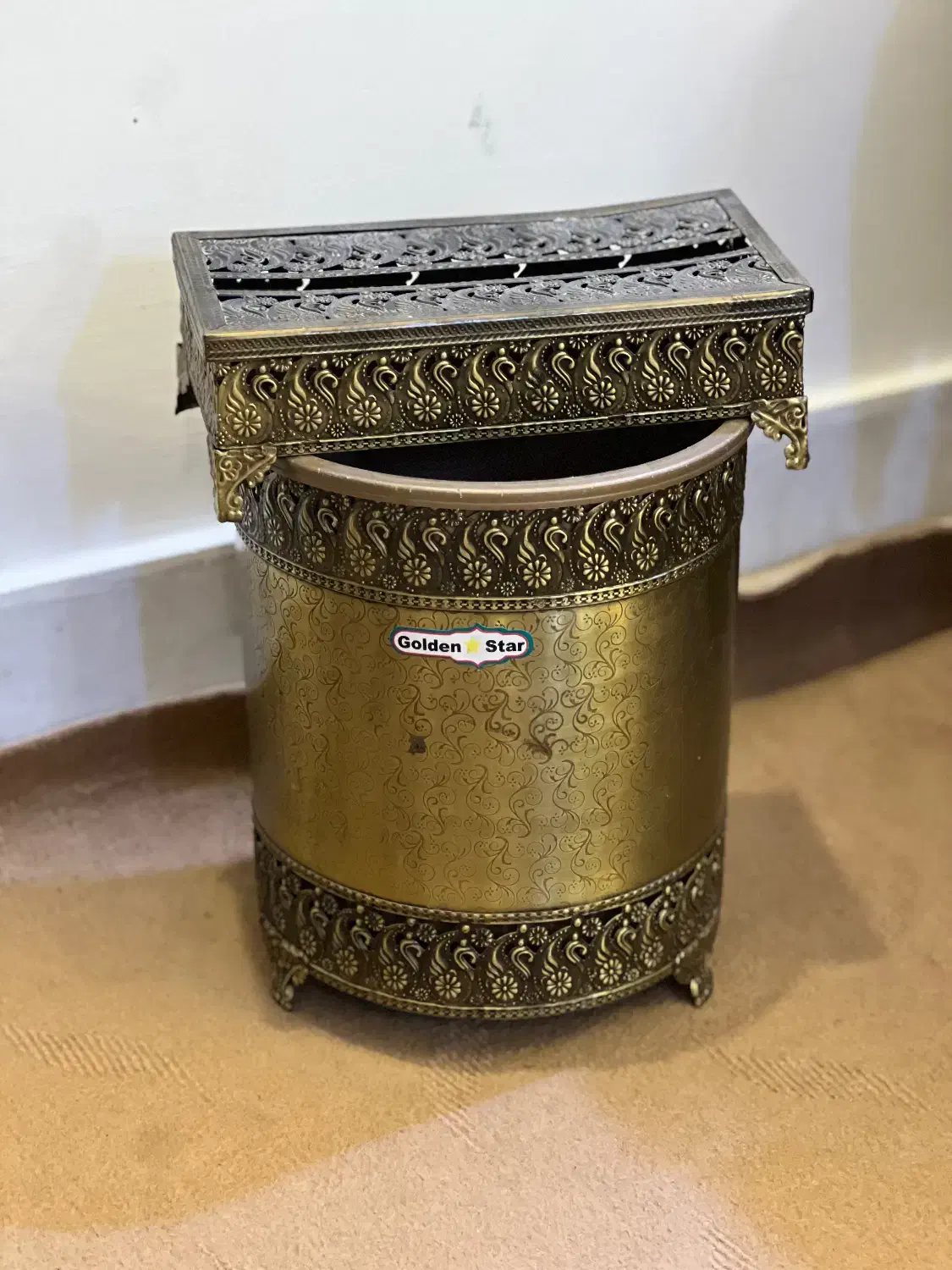 سطل زباله و دستمال کاغذی|لوازم نظافت|سبزوار, فقیه سبزواری|دیوار