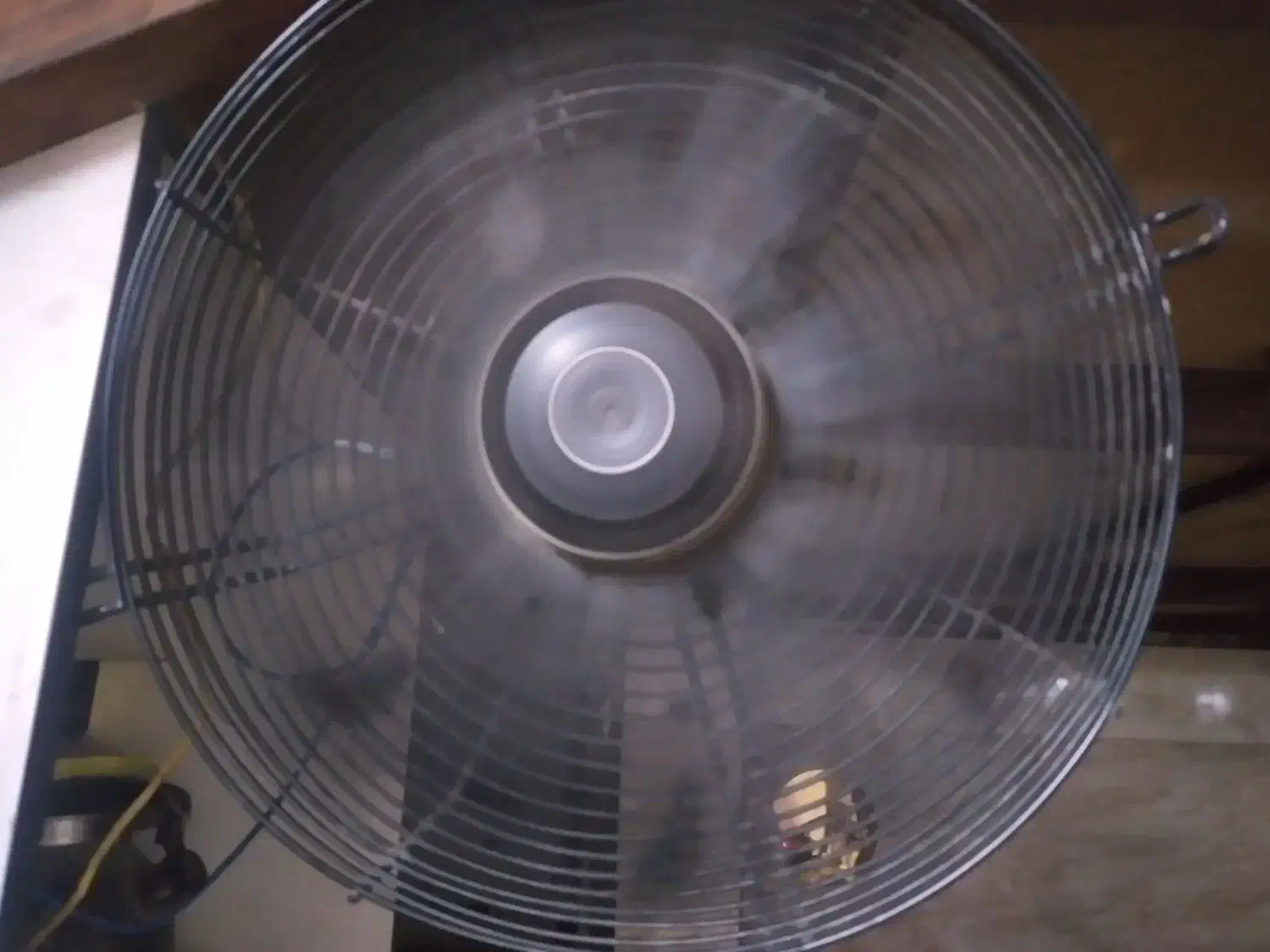 هواکش دمنده|پنکه و تصفیهکنندهٔ هوا|تبریز, |دیوار