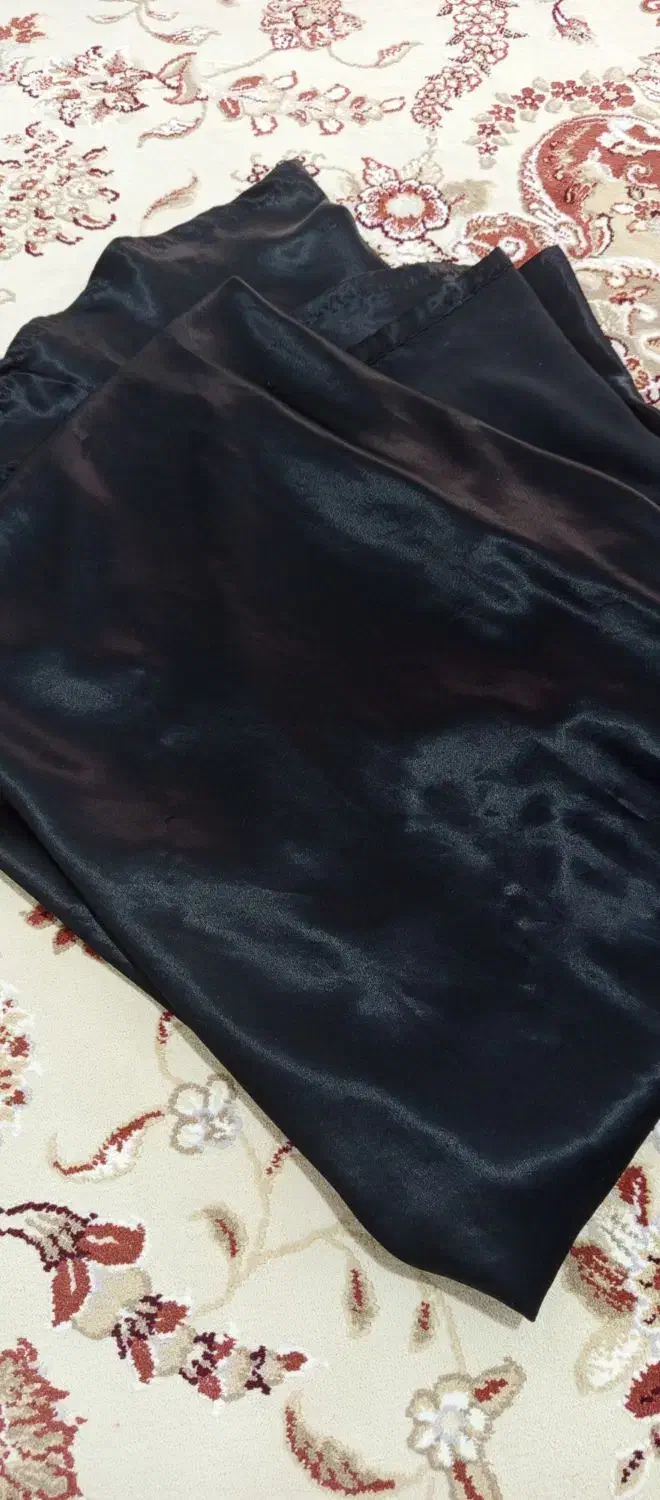 چادر مشکی|لباس|الشتر, |دیوار