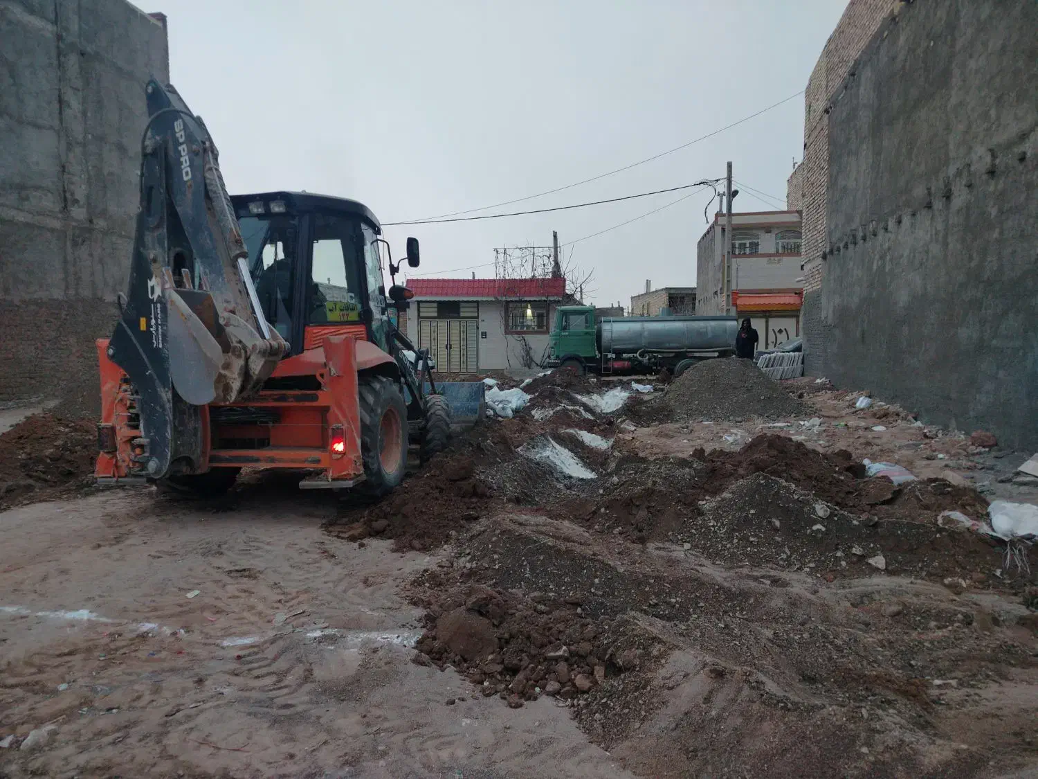 تمام کارهای بنایی از پی تابام.ساخت ساز.تخریب|خدمات پیشه و مهارت|نیشابور, شهرک رسولی|دیوار