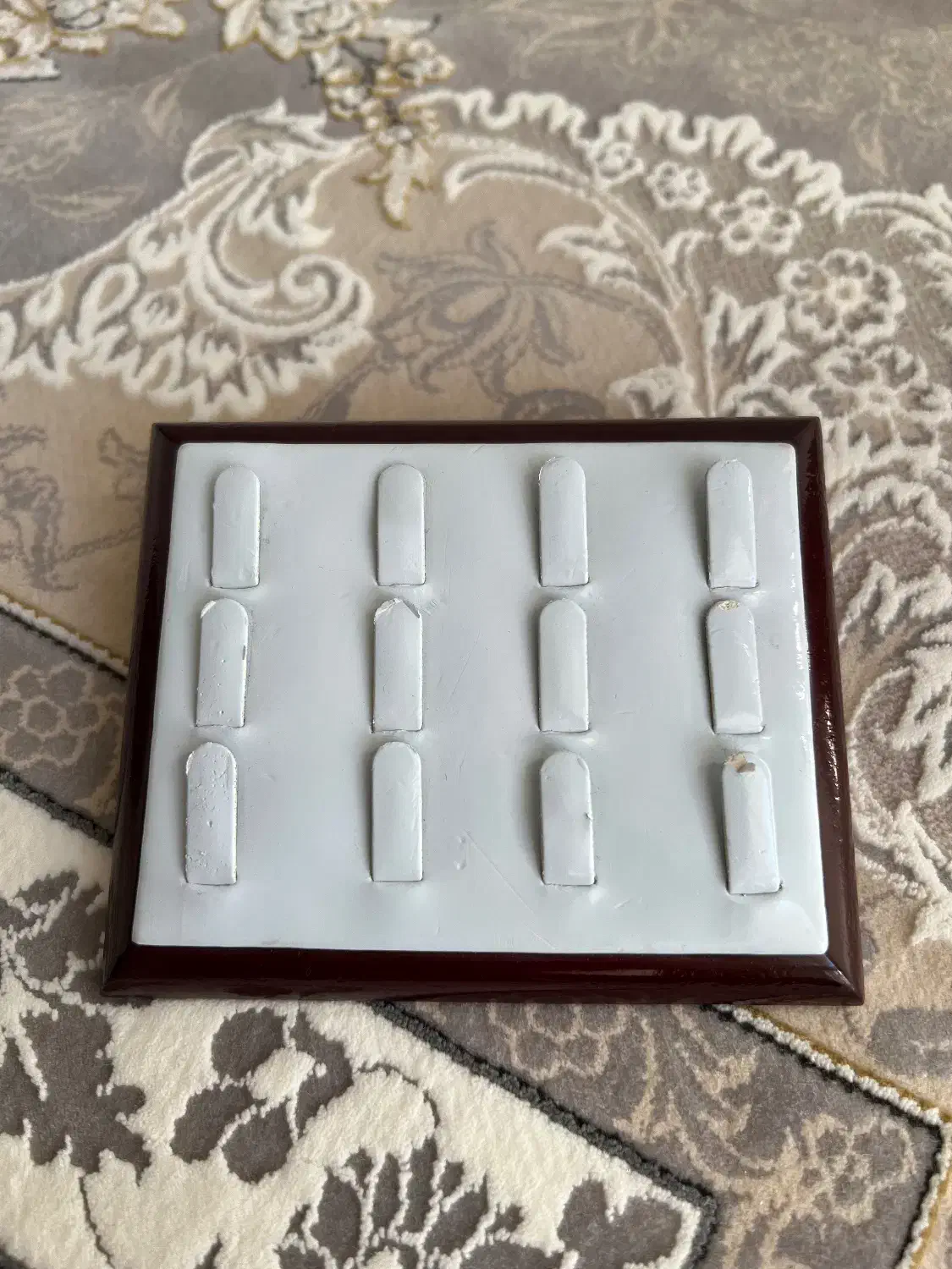 استند اکسسوری|زیورآلات و اکسسوری|قائن, |دیوار